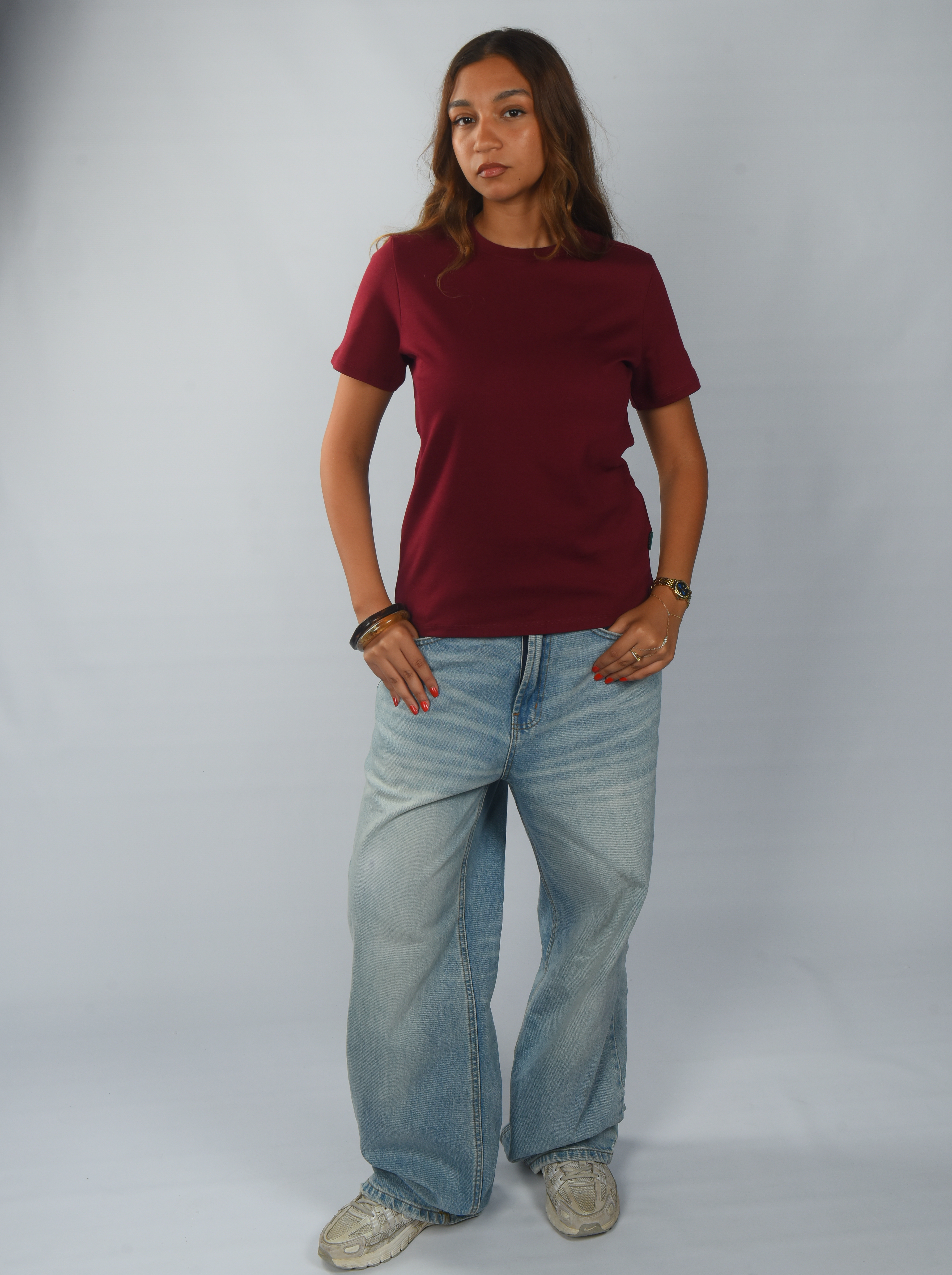 PHOTOSHOOT WOMEN scene 1   Burgundy