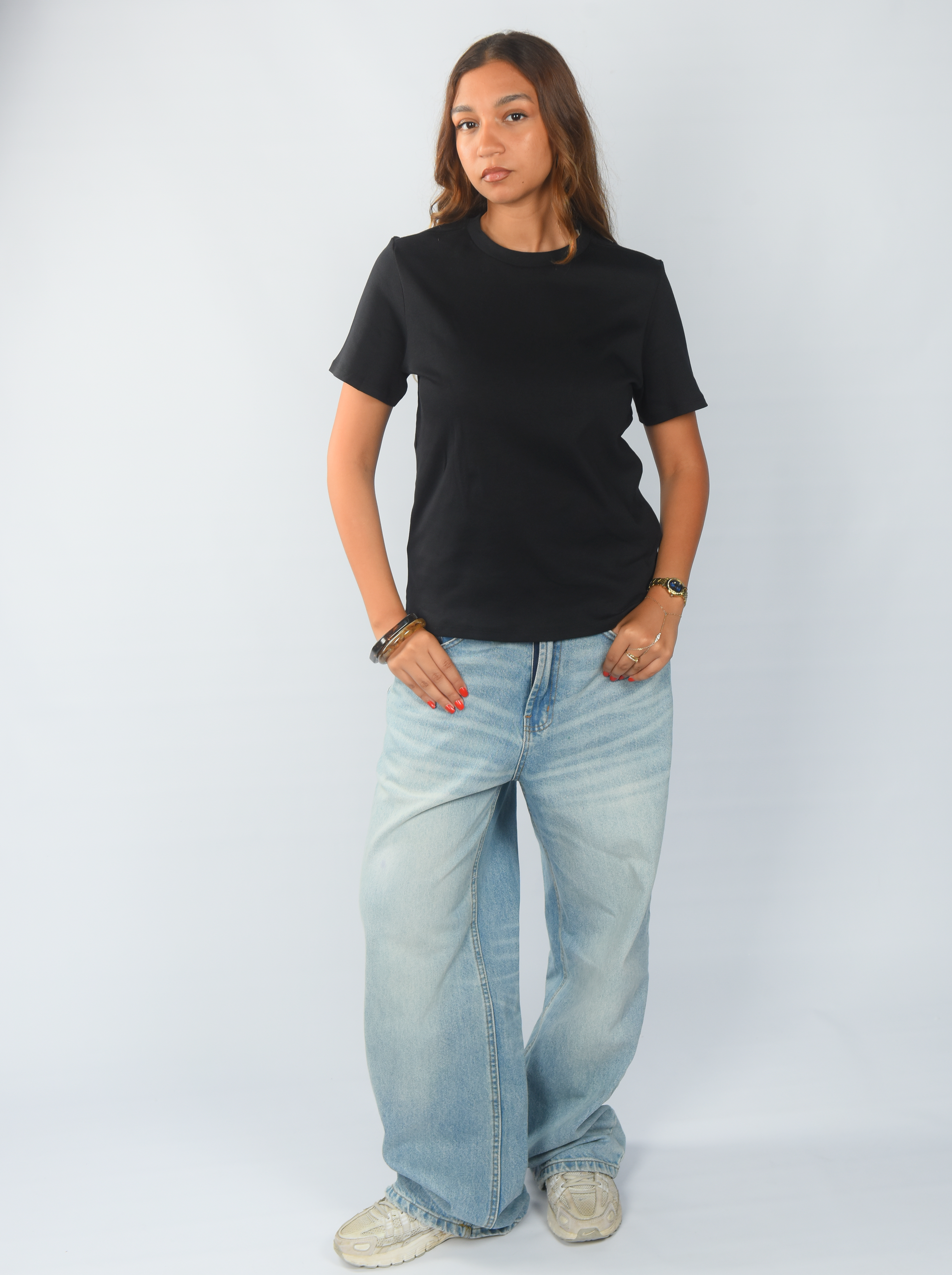 PHOTOSHOOT WOMEN scene 1   black