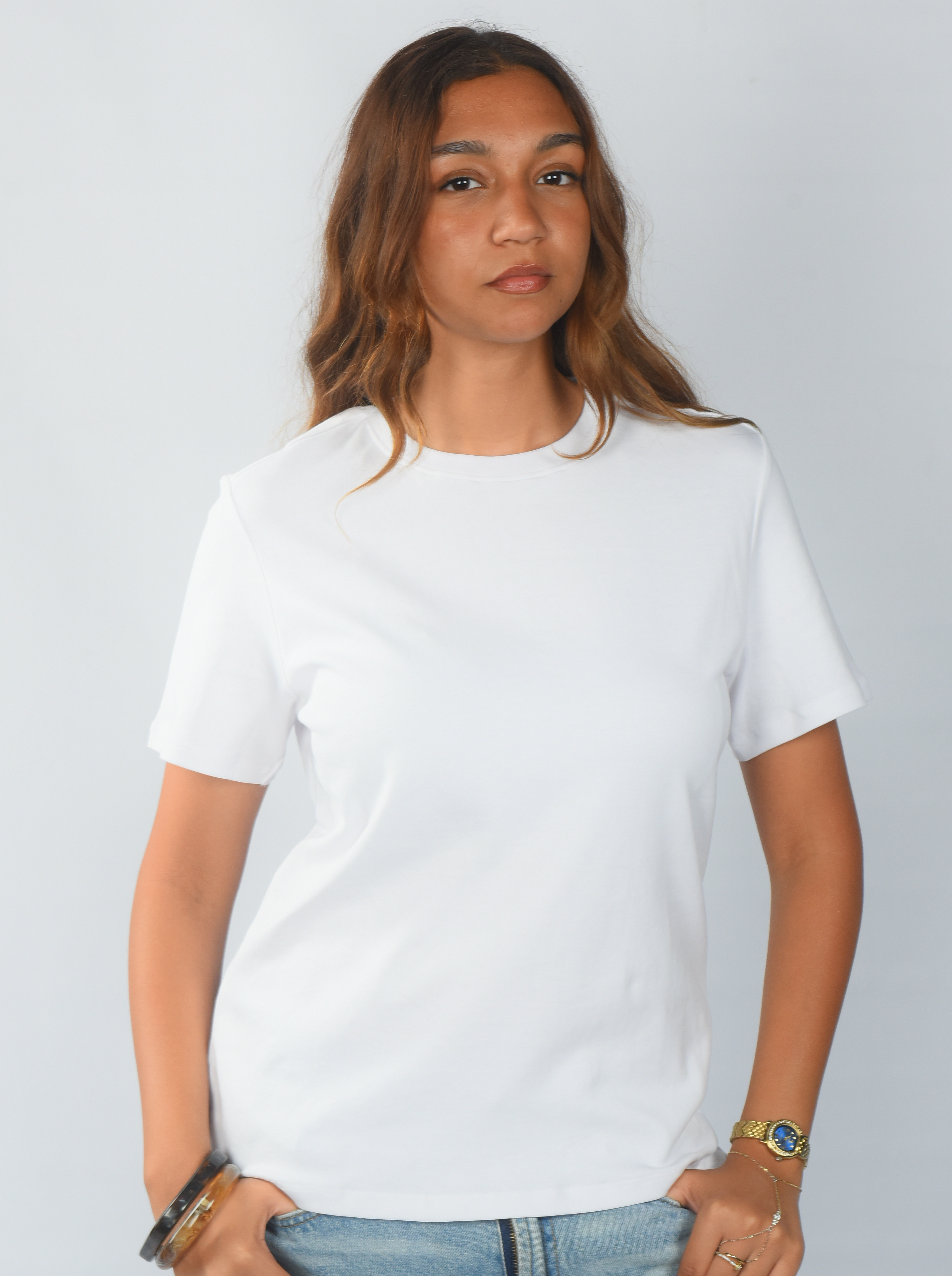 PHOTOSHOOT WOMEN scene 2   white