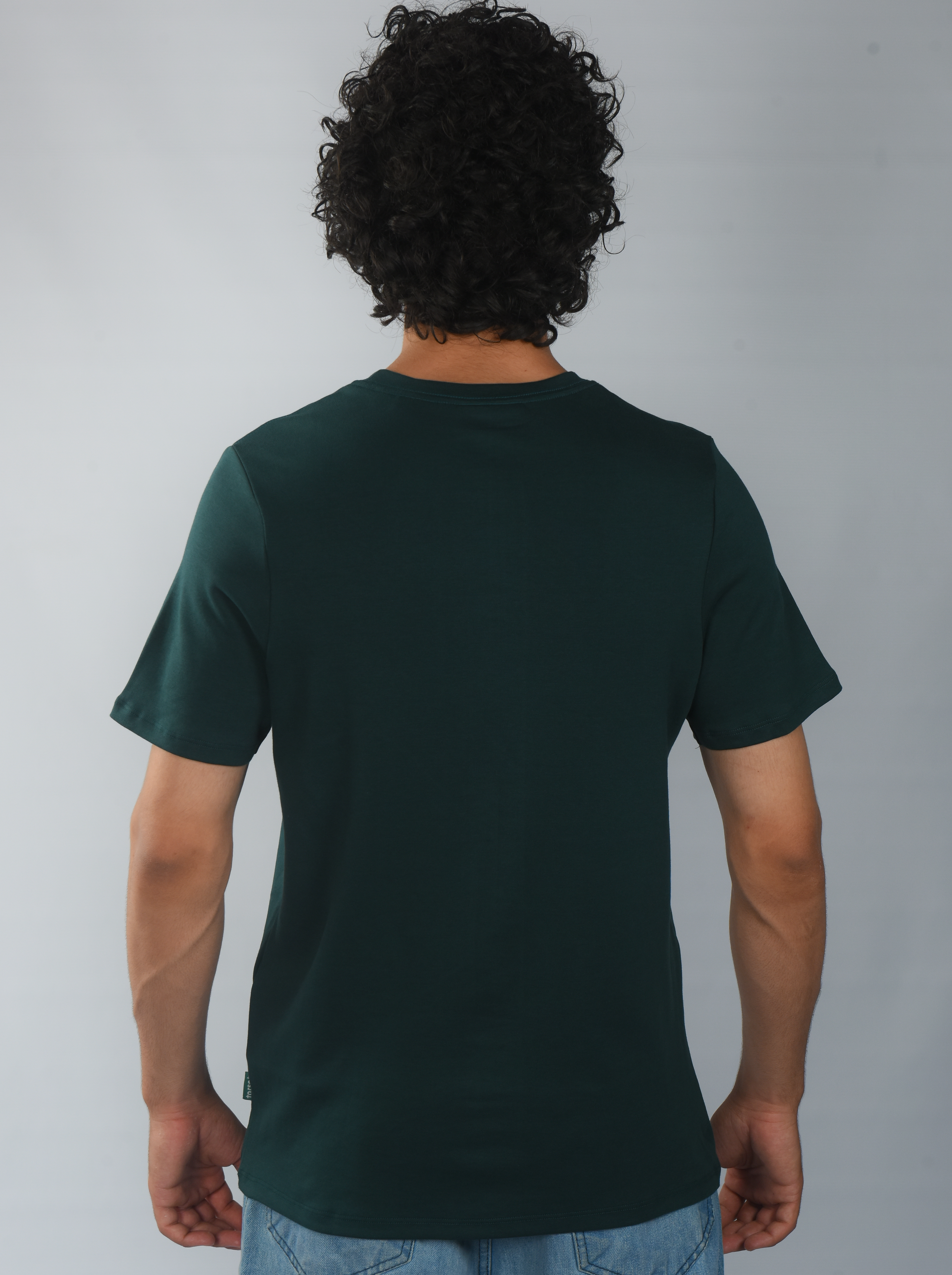 photoshoot scene 3 men grand tee   olive